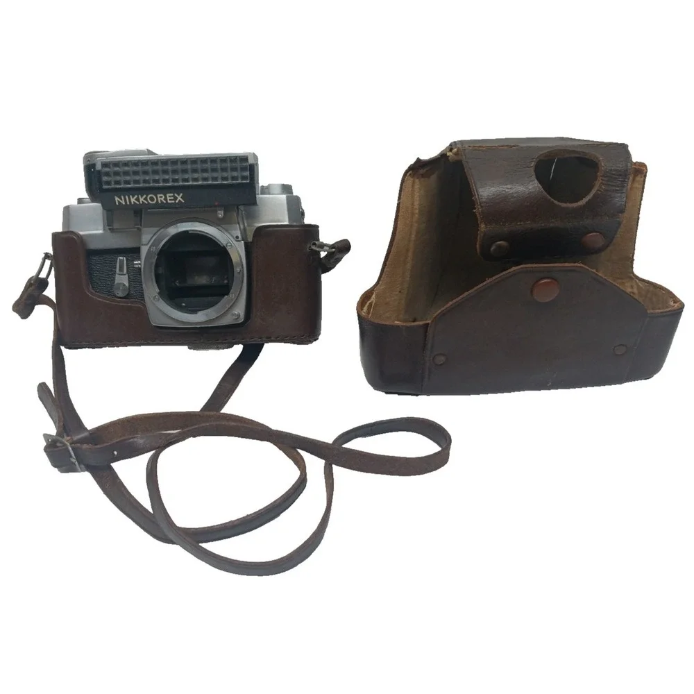 Nikon Nikkorex F Camera Mod.1 Selenium Camera Body, with Leather‎ Cover